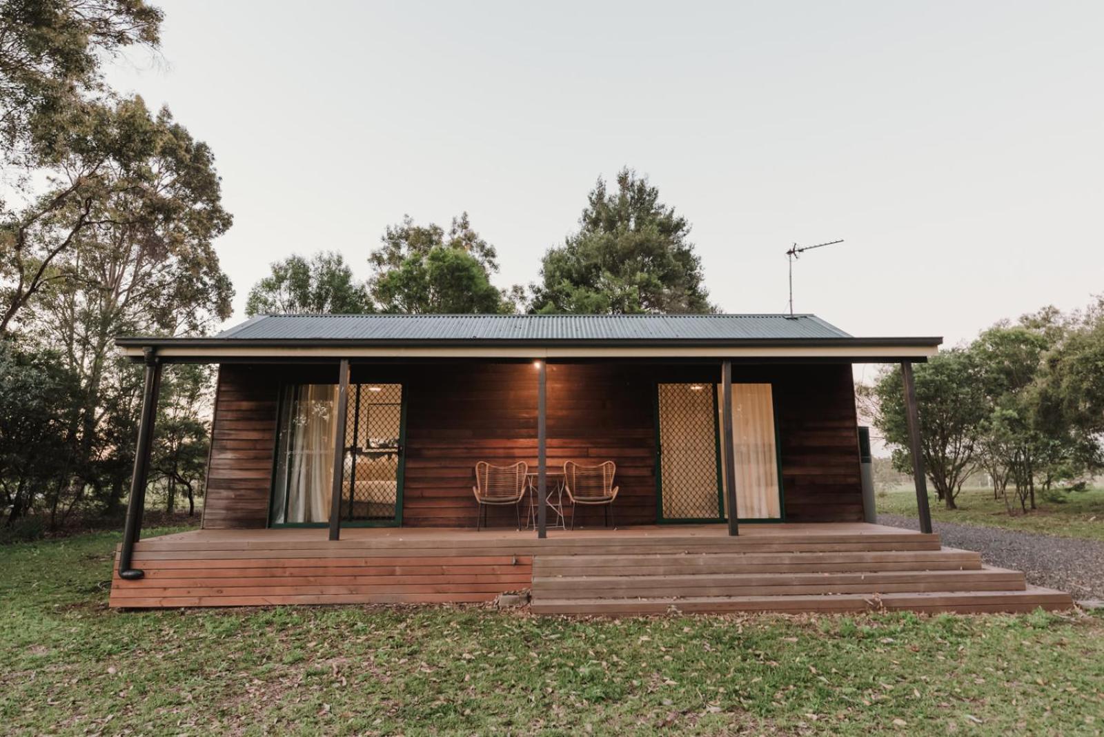 Cabins At Lovedale Wedding Chapel Exterior photo